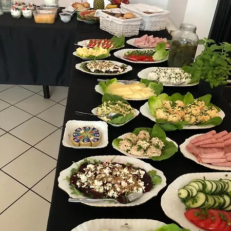 Great Polonia Frühstückspension Stolpmünde