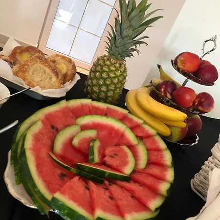 Great Polonia Bed & Breakfast 3*